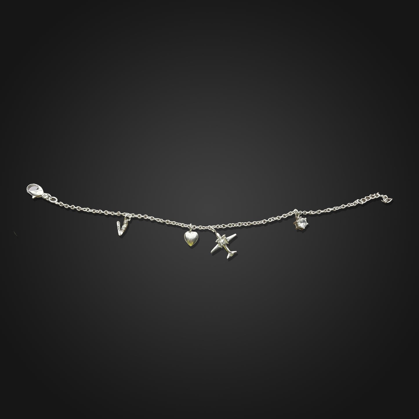 An 32 Mens Charm Bracelet