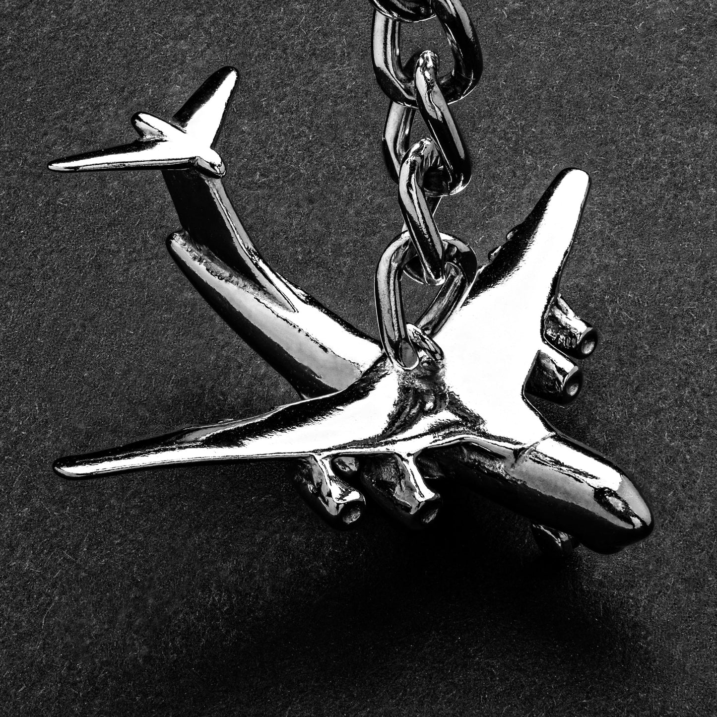 Il 76 Airplane Bag Keychain