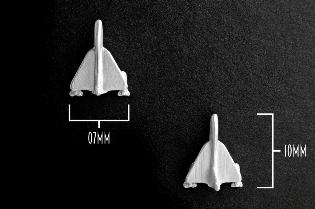 MM057 TEJAS STUD