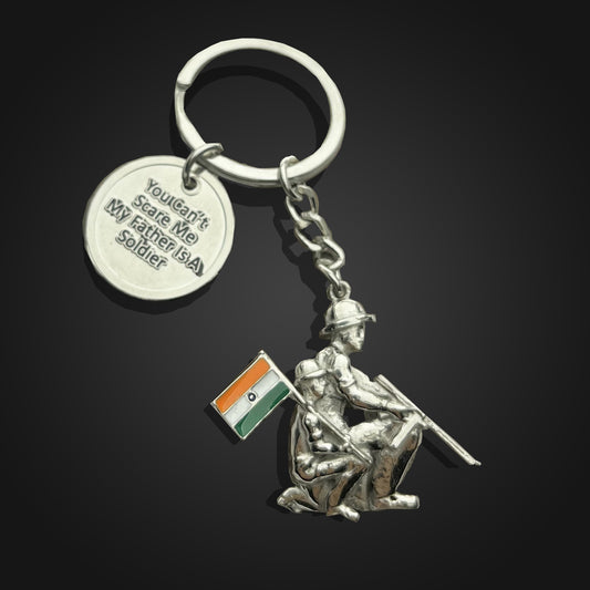 MM 199 |SITTING SOLDIER WITH SON WITH TAG | KEYCHAIN